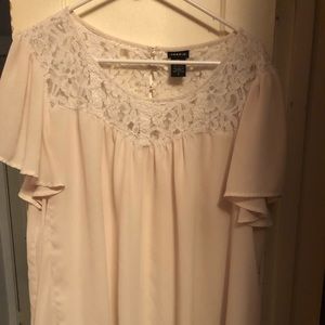 Torrid lace top size 3